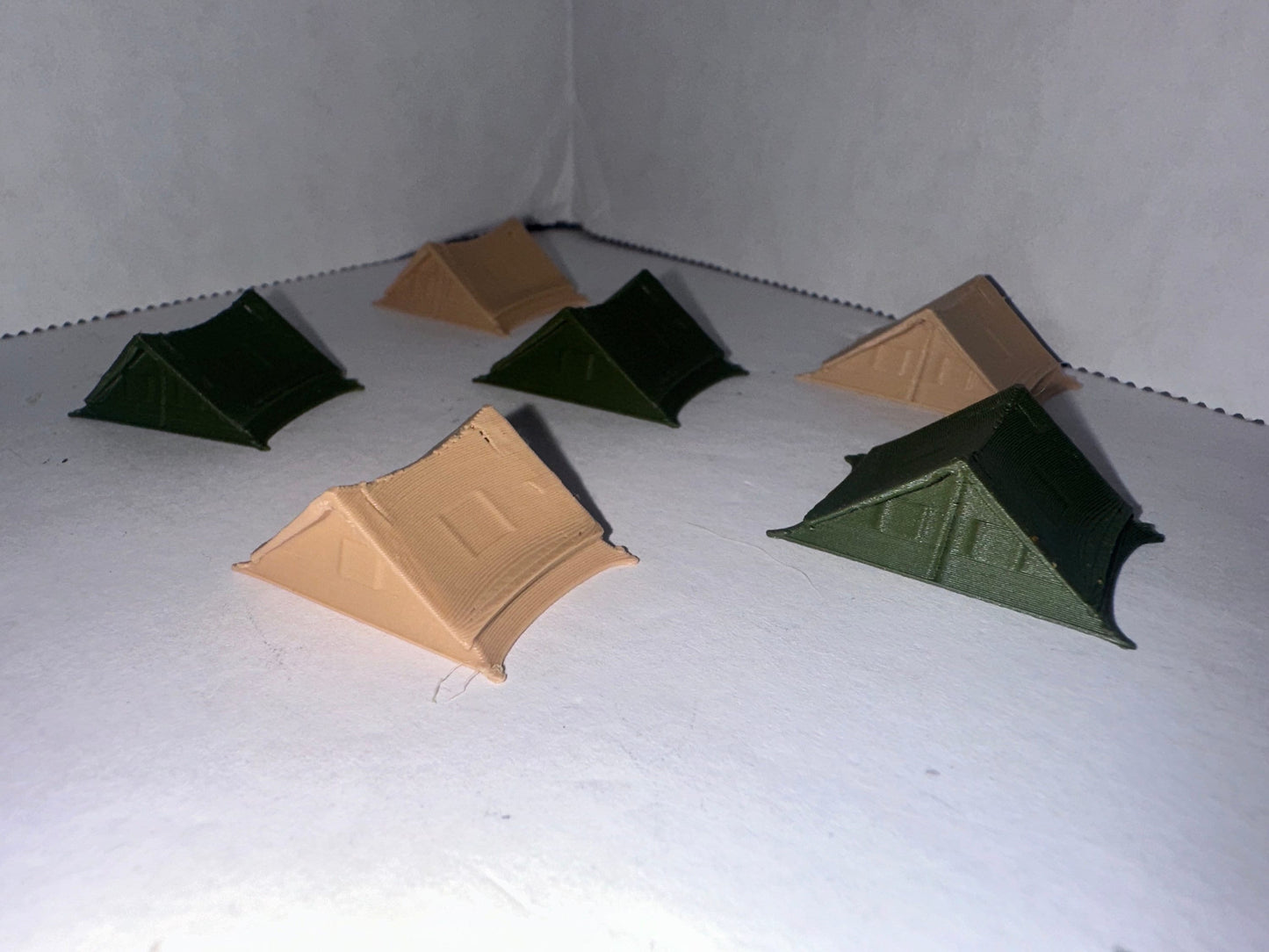 N - Scale Camping Tents 6-Pack Army / Military Colors 1:160 Camp Scenery Diorama