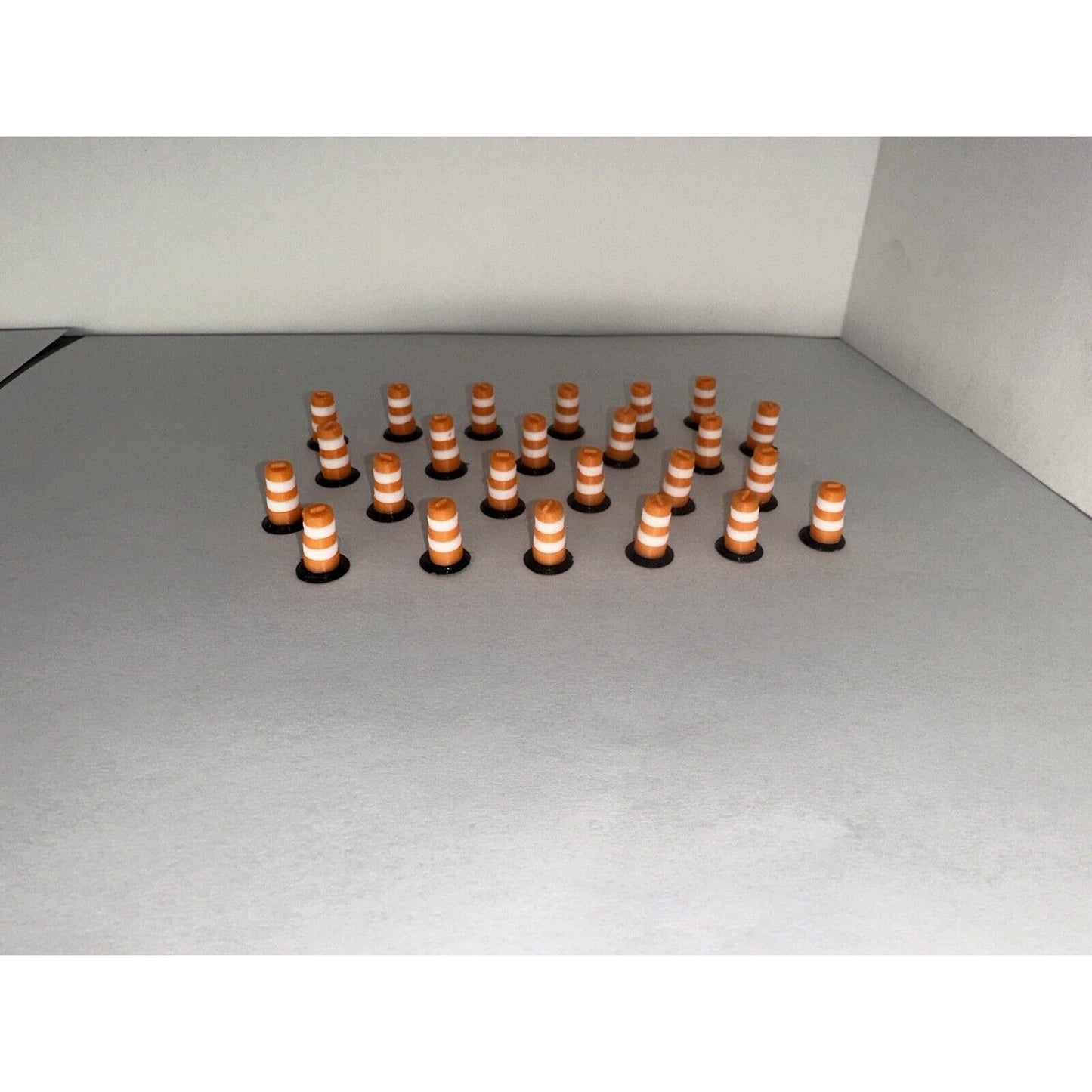 HO Scale Road Construction Barrels (24-Pack) 1:87 Detailed Highway Traffic Cones