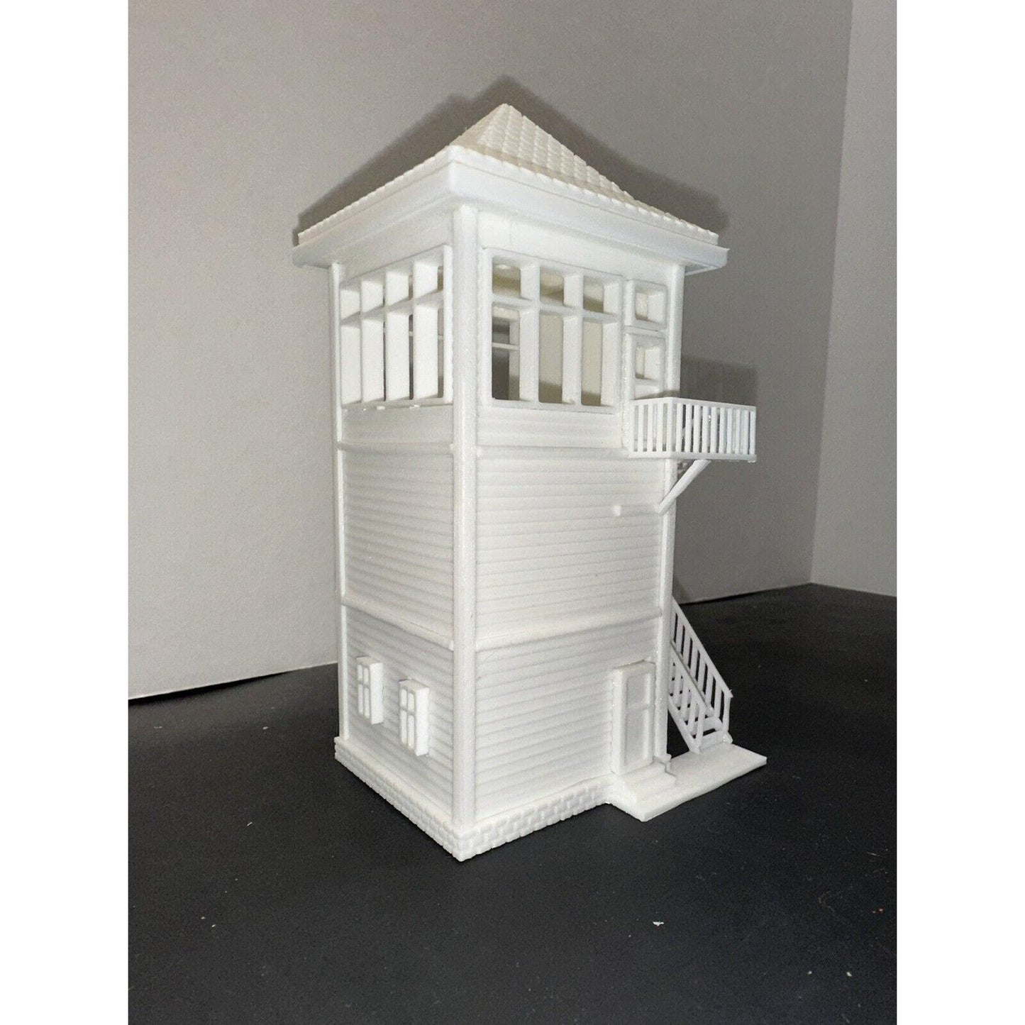 HO - Scale Train Signal Tower / Railyard Control Building 1:87 White City Scenic