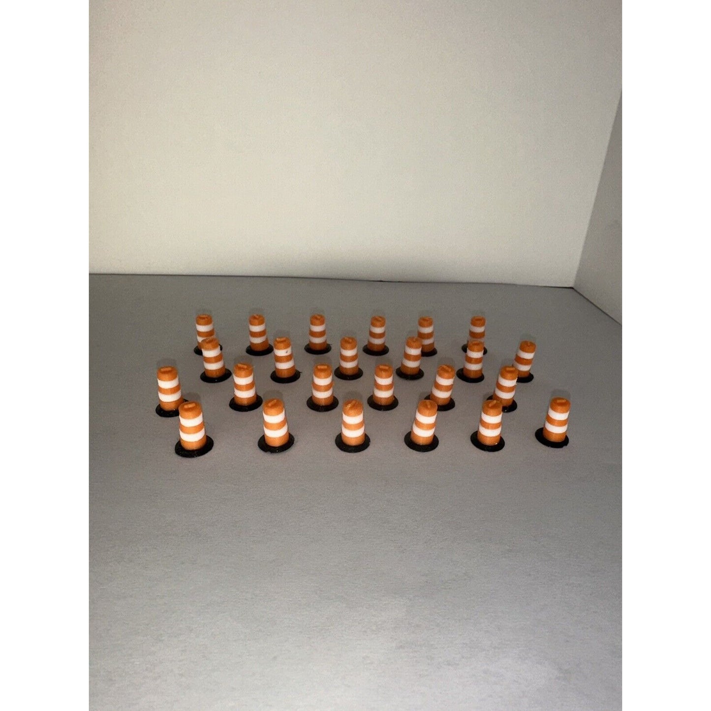 HO Scale Road Construction Barrels (24-Pack) 1:87 Detailed Highway Traffic Cones