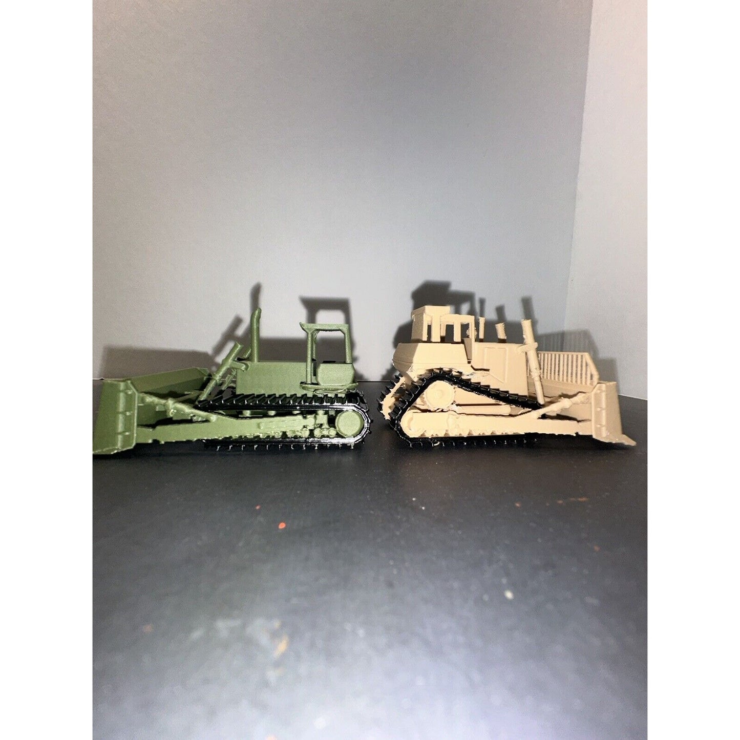 HO Scale Bulldozer (2 - Pack) 1:87 Model Railroad Truck Construction Equipment