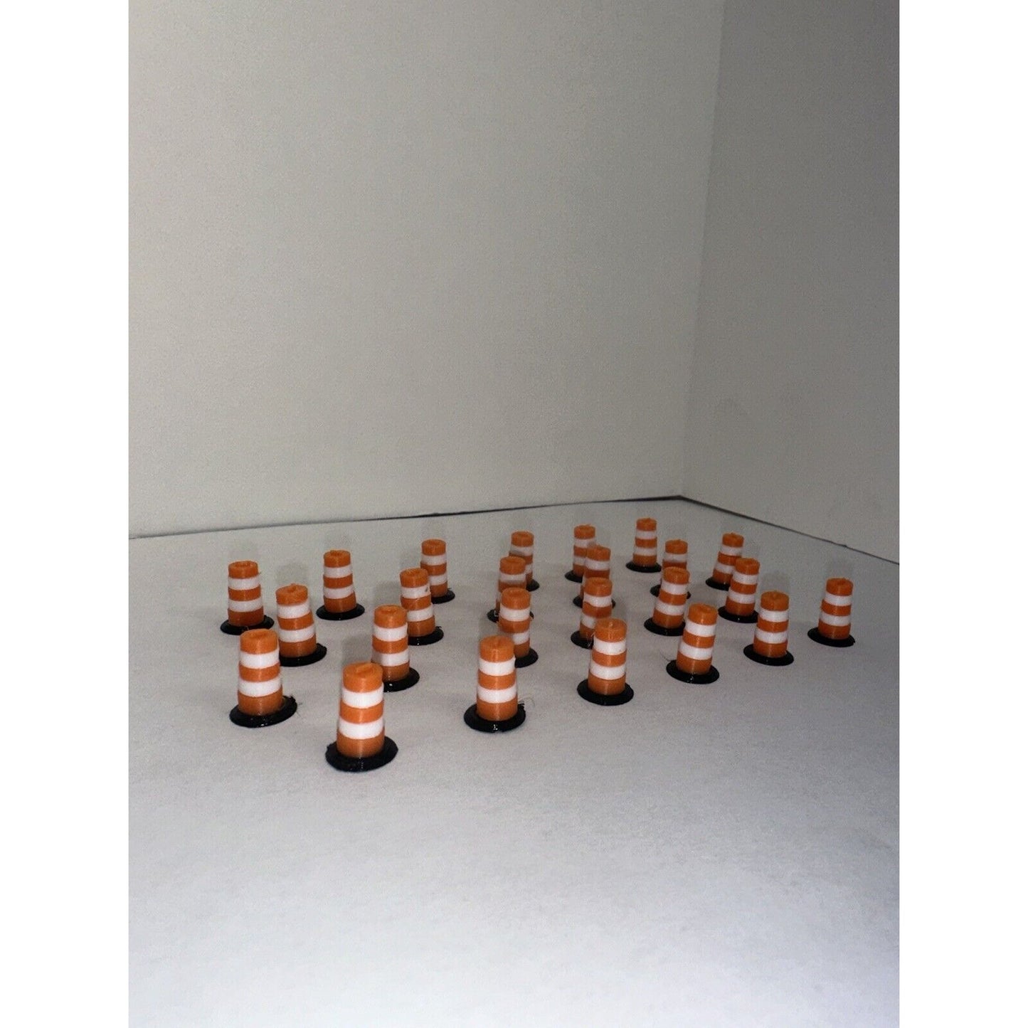 HO Scale Road Construction Barrels (24-Pack) 1:87 Detailed Highway Traffic Cones