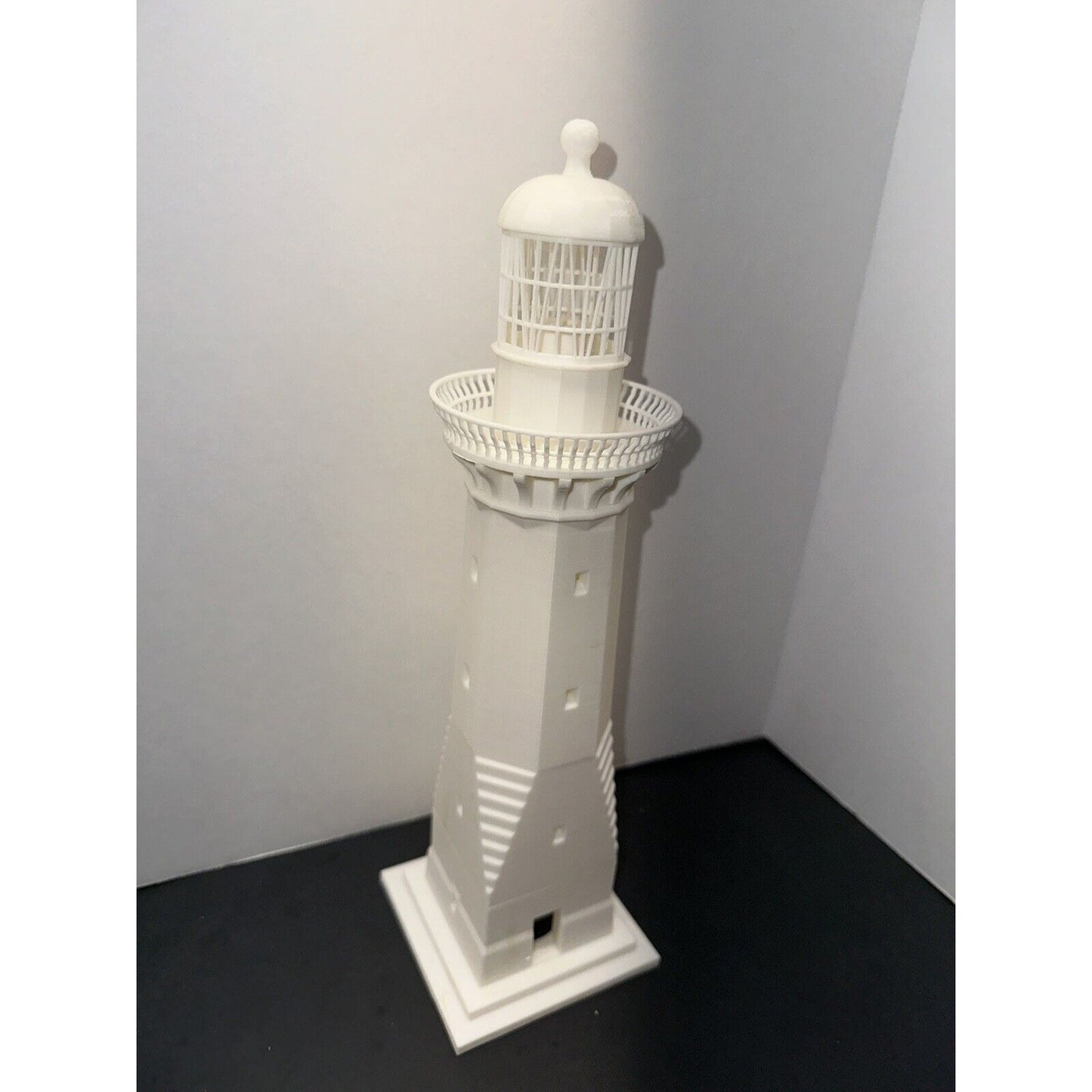 HO Scale Lighthouse 1:87 Cape Island Seaside Building for Model Railroad Layouts