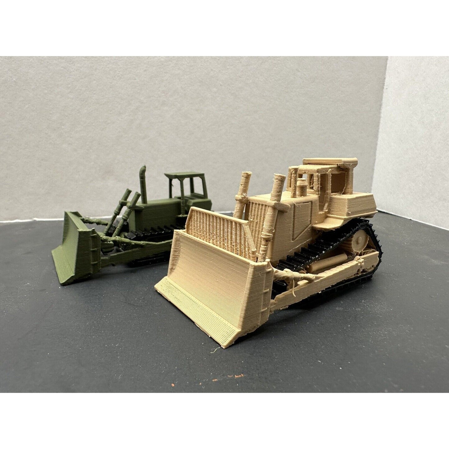 HO Scale Bulldozer (2 - Pack) 1:87 Model Railroad Truck Construction Equipment