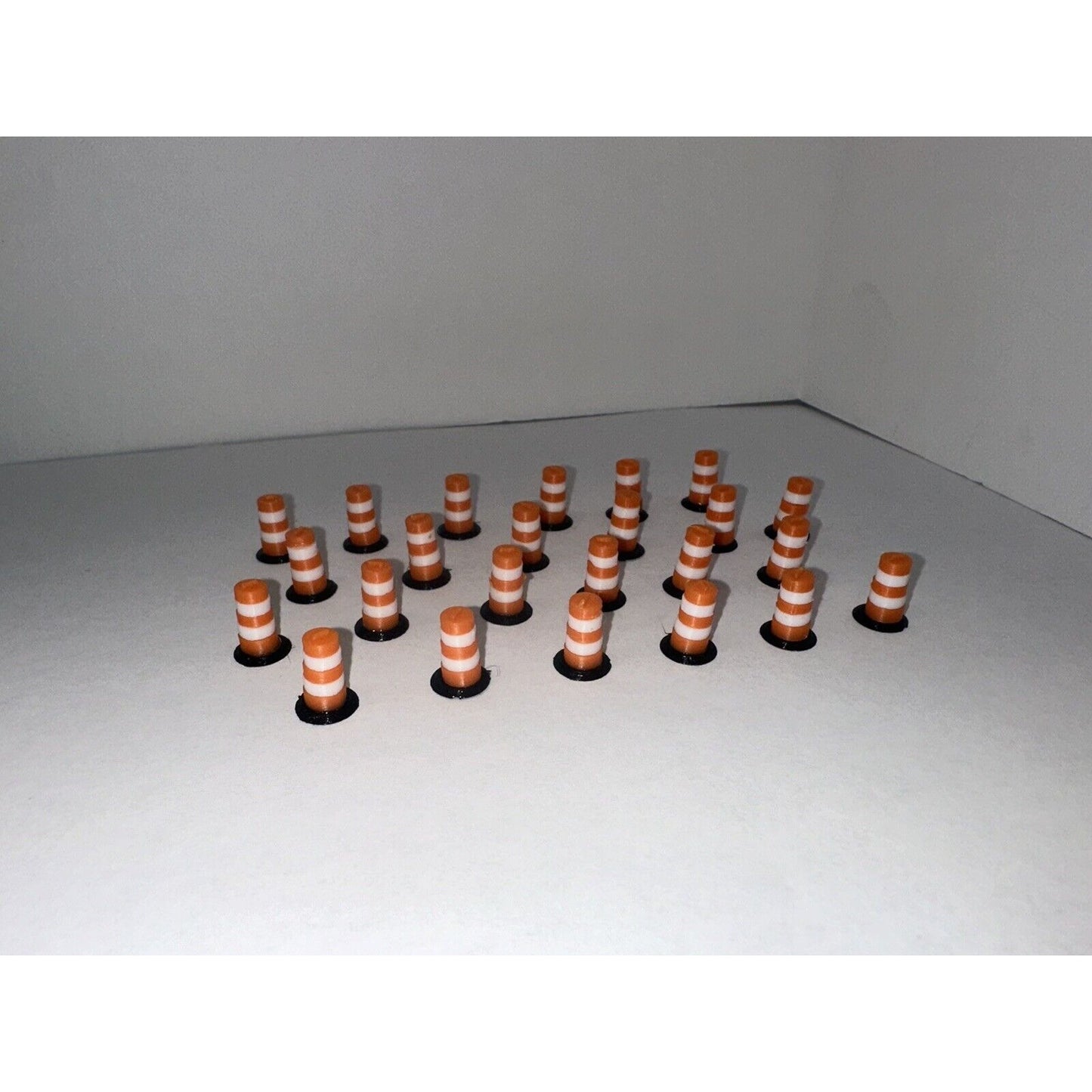 HO Scale Road Construction Barrels (24-Pack) 1:87 Detailed Highway Traffic Cones