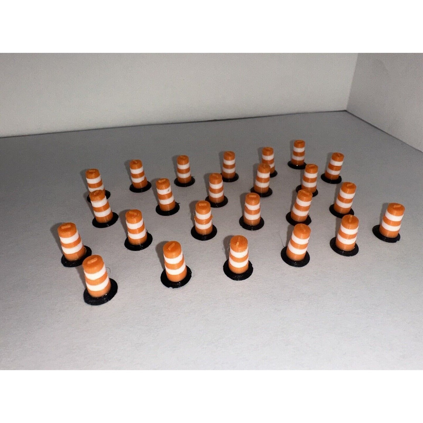 HO Scale Road Construction Barrels (24-Pack) 1:87 Detailed Highway Traffic Cones