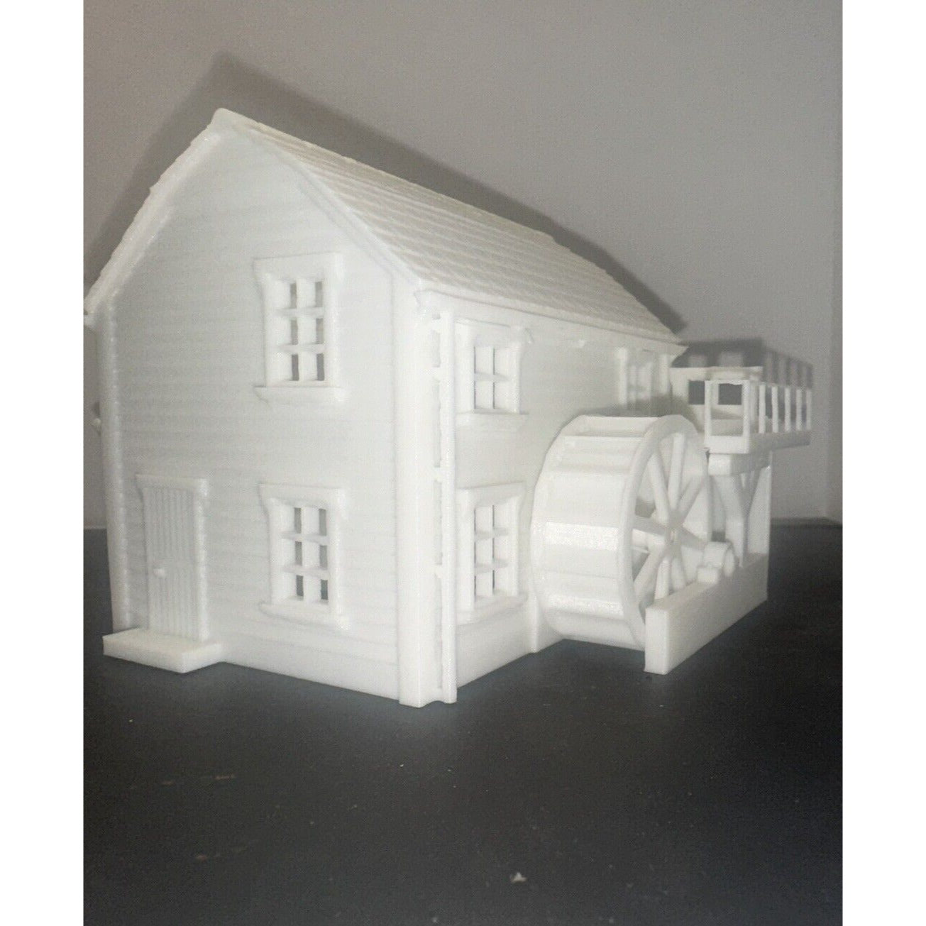 HO - Scale Water Mill River House 1:87 Water Wheel High Detail White Unpainted