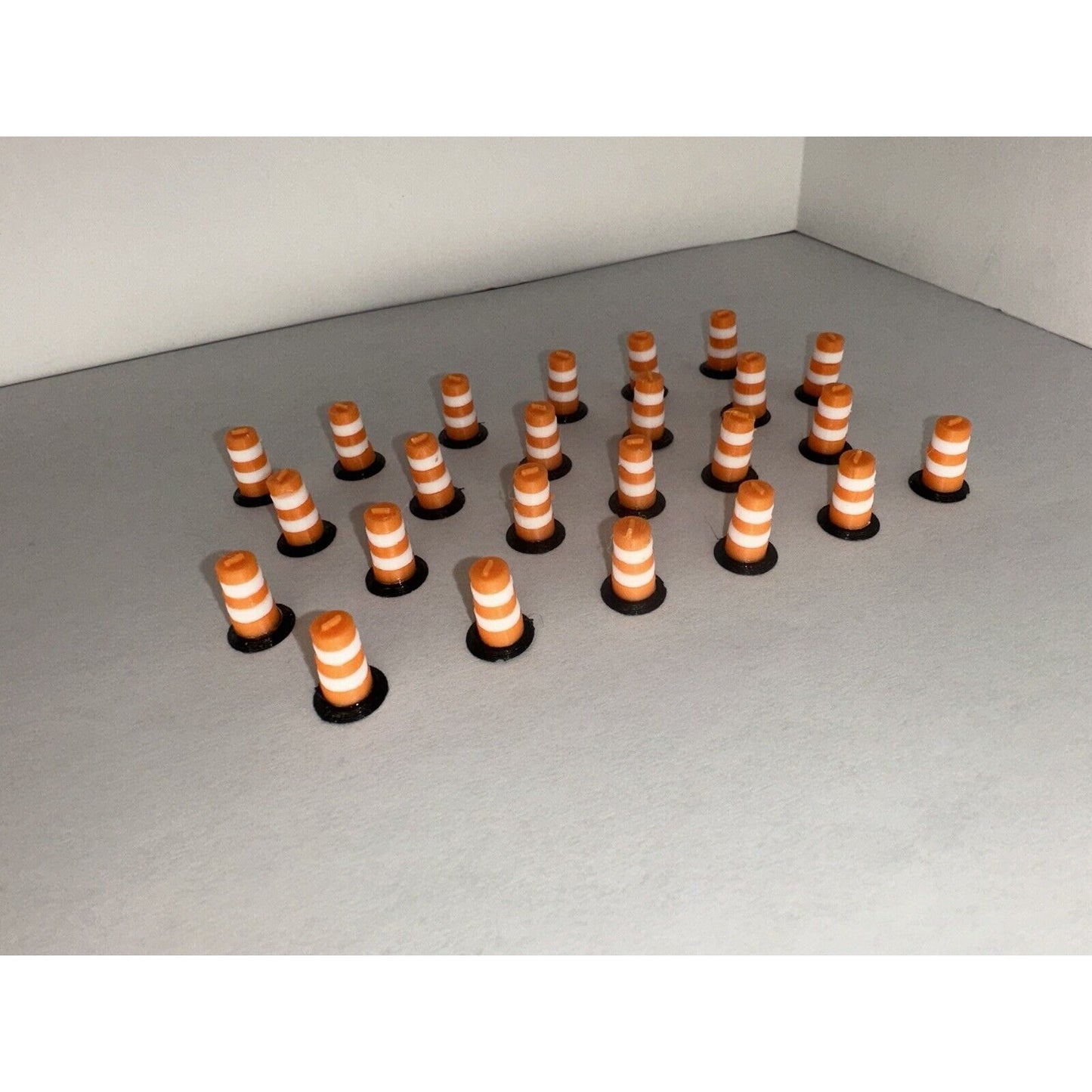 HO Scale Road Construction Barrels (24-Pack) 1:87 Detailed Highway Traffic Cones