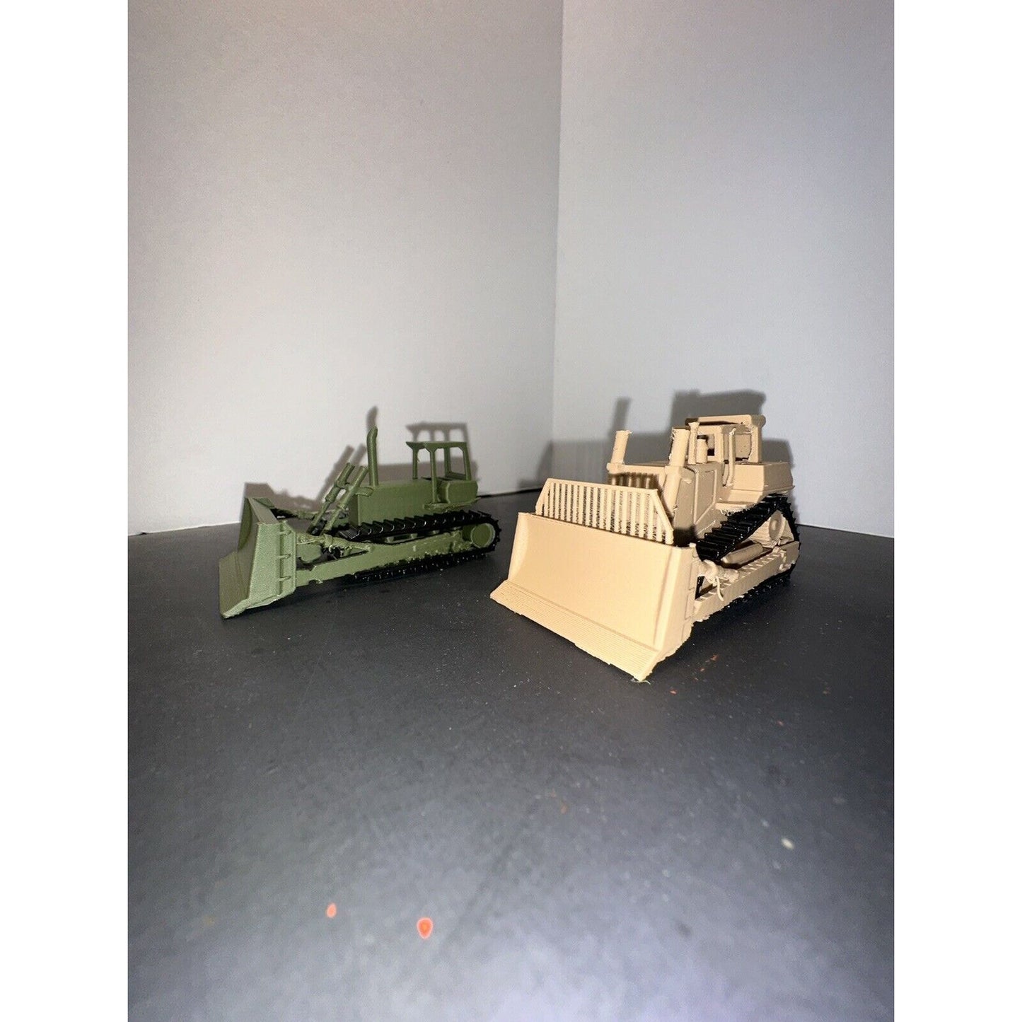 HO Scale Bulldozer (2 - Pack) 1:87 Model Railroad Truck Construction Equipment