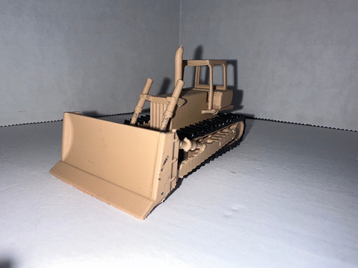 HO Scale Bulldozer for 1/87 Train Set Background Vehicle / Construction Equipment 1:87 Scale Truck / Diorama