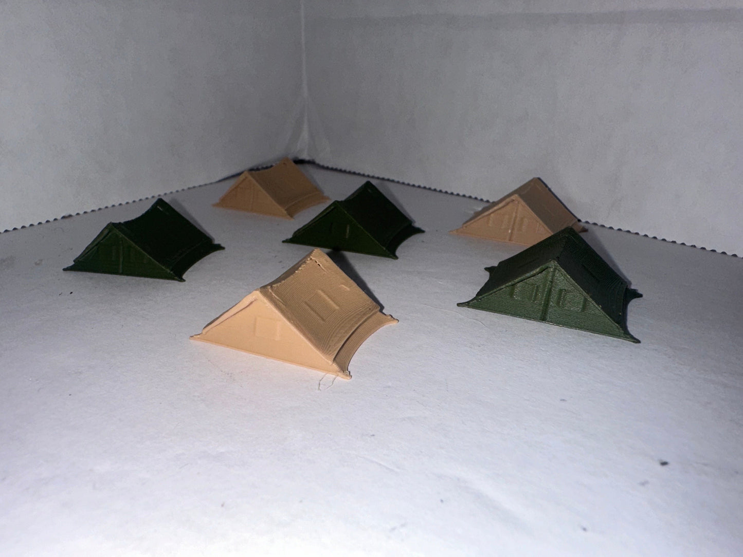 N - Scale Camping Tents 6-Pack Army / Military Colors 1:160 Camp Scenery Diorama