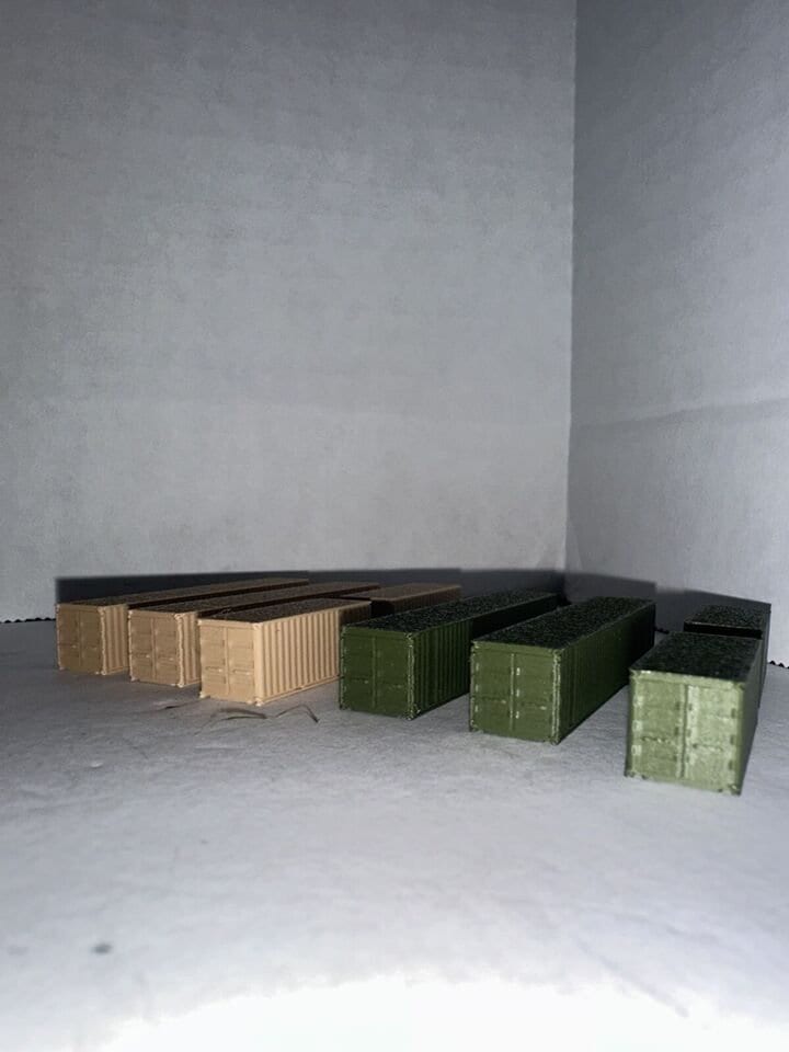 Z - Scale Army / Military Shipping Containers 40' Detailed Model 1:220 (8 - Pack) Diorama Cargo Crates