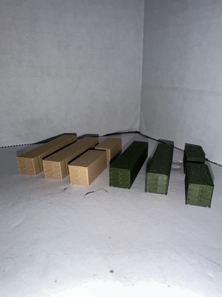 Z - Scale Army / Military Shipping Containers 40' Detailed Model 1:220 (8 - Pack) Diorama Cargo Crates