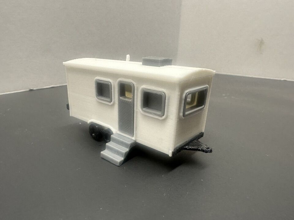 HO - Scale Camper / Camping Trailer Modern RV Winnebago 1:87 Detailed Outdoor Mobile Home Bright White