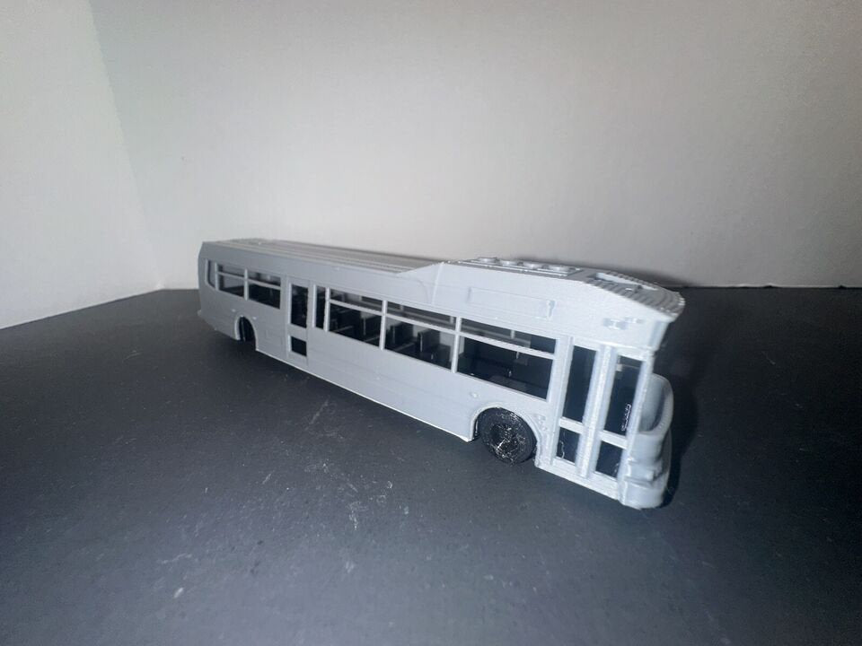 HO Scale City Bus New Flyer Invero 1:87 Public Transport Detailed Urban Transit Scenery