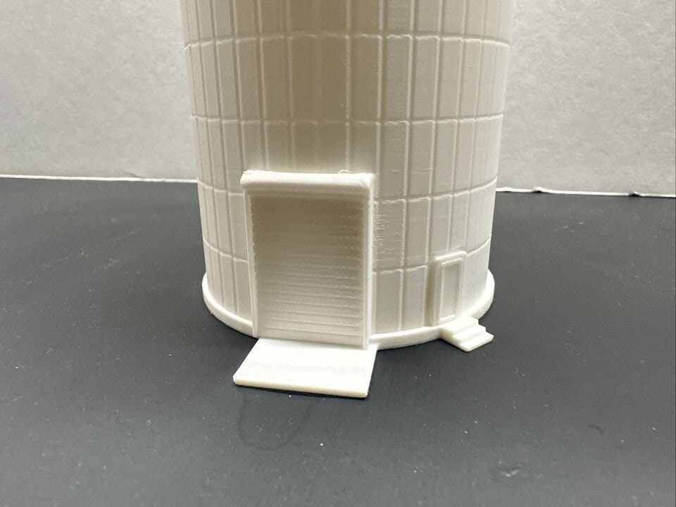 N - Scale Water Tower White Unpainted High Detail 1:160 Tall Utility Building Composite Classic Style Industrial Scenery