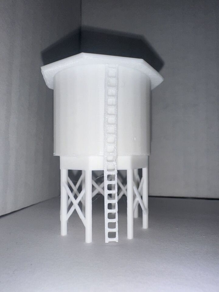 N - Scale Water Tower White Unpainted High Detail 1:160 Classic Utility Building