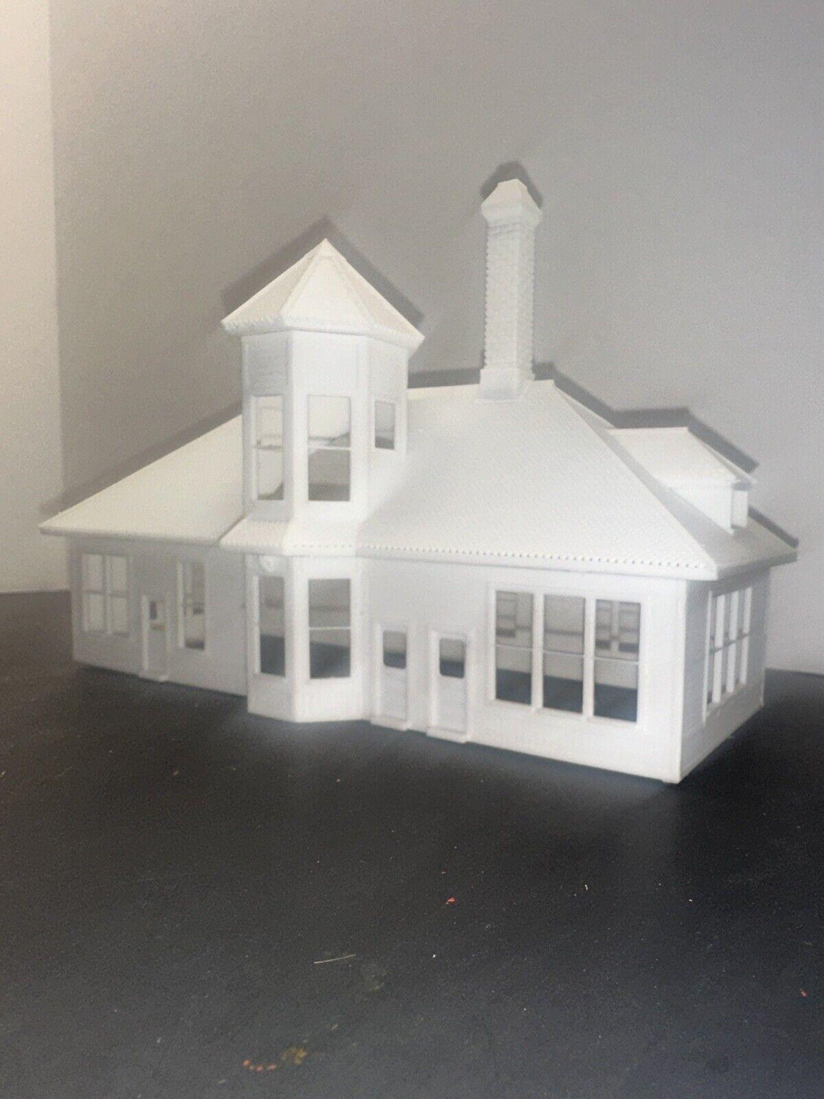 HO Scale Train Station 1:87 Trackside Building High Detail White Unpainted Model Railroad Scenery Railway House