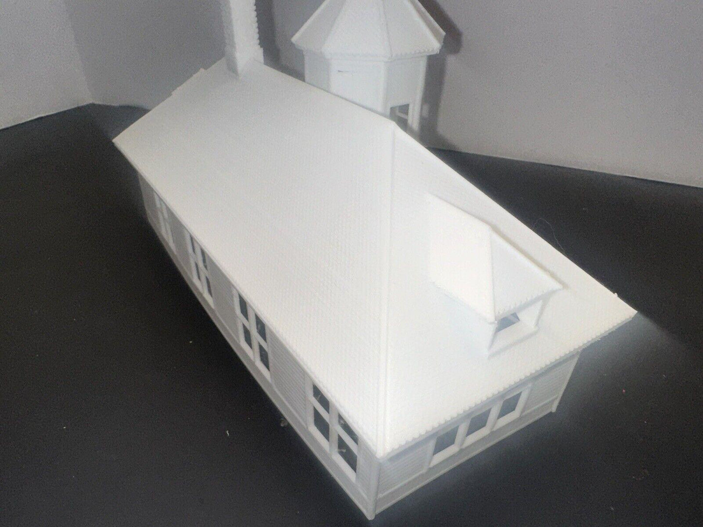 HO Scale Train Station 1:87 Trackside Building High Detail White Unpainted Model Railroad Scenery Railway House